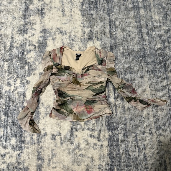 Express Multicolor Ruched Top - Picture 1 of 4